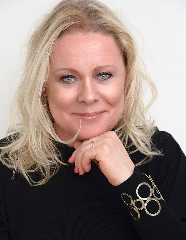 Coaching og psykoterapi skaber frihed til at nå dine drømme og mål. Du får ryddet op i gamle vaner så du nu kan skabe høj livkvalitet. Trine Theilmann Psykoterapeut og Coach